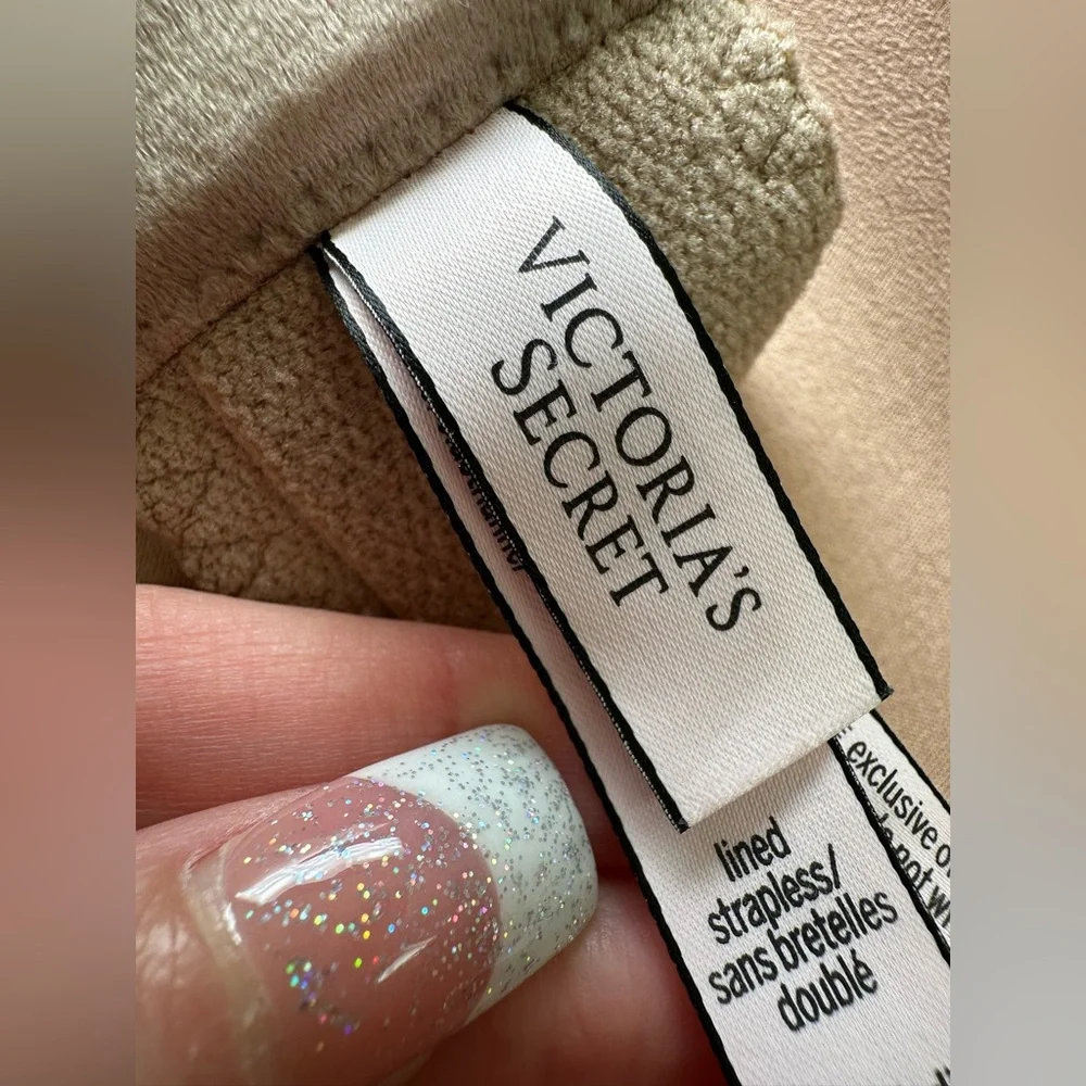Victoria’s‎ Secret Nude Tan Beige Strapless Lined Bra Multiway Convertible 38C